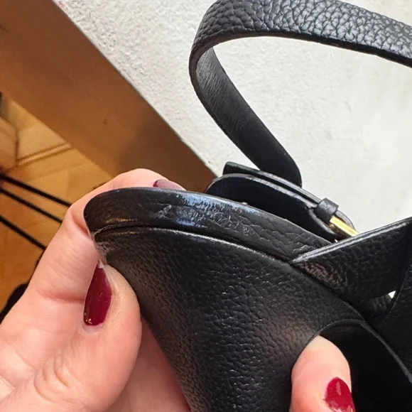 Saint Laurent Authentic Tribute Black Platform Heels - Picture 7 of 11